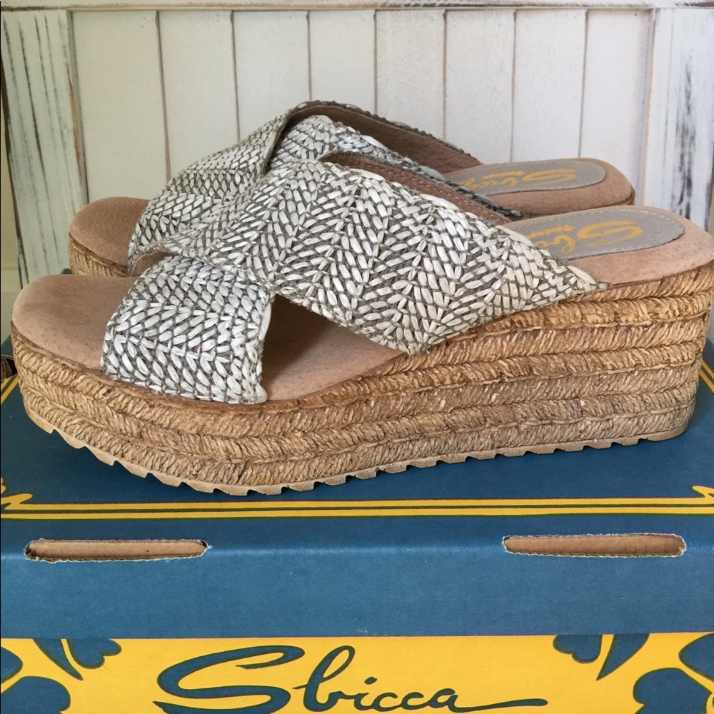Sbicca Wedge Sandals - Picture 4 of 7